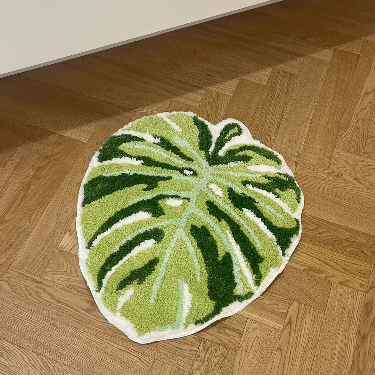 Green Monstera Leaf Plant Tufted Rug