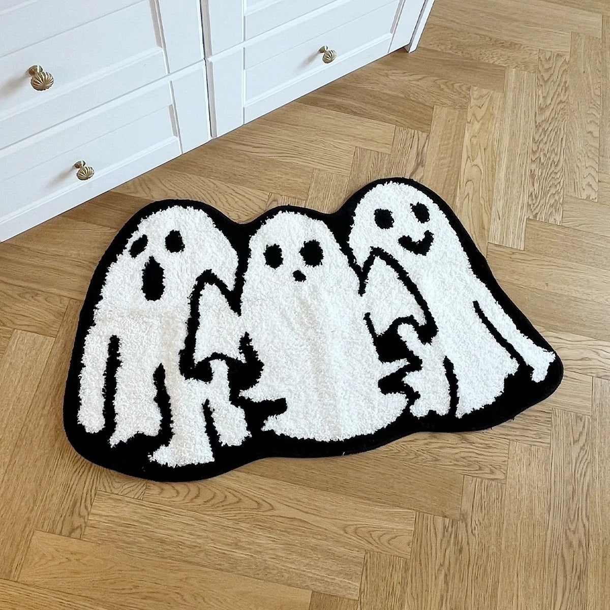 Halloween White Ghosts Tufted Rug