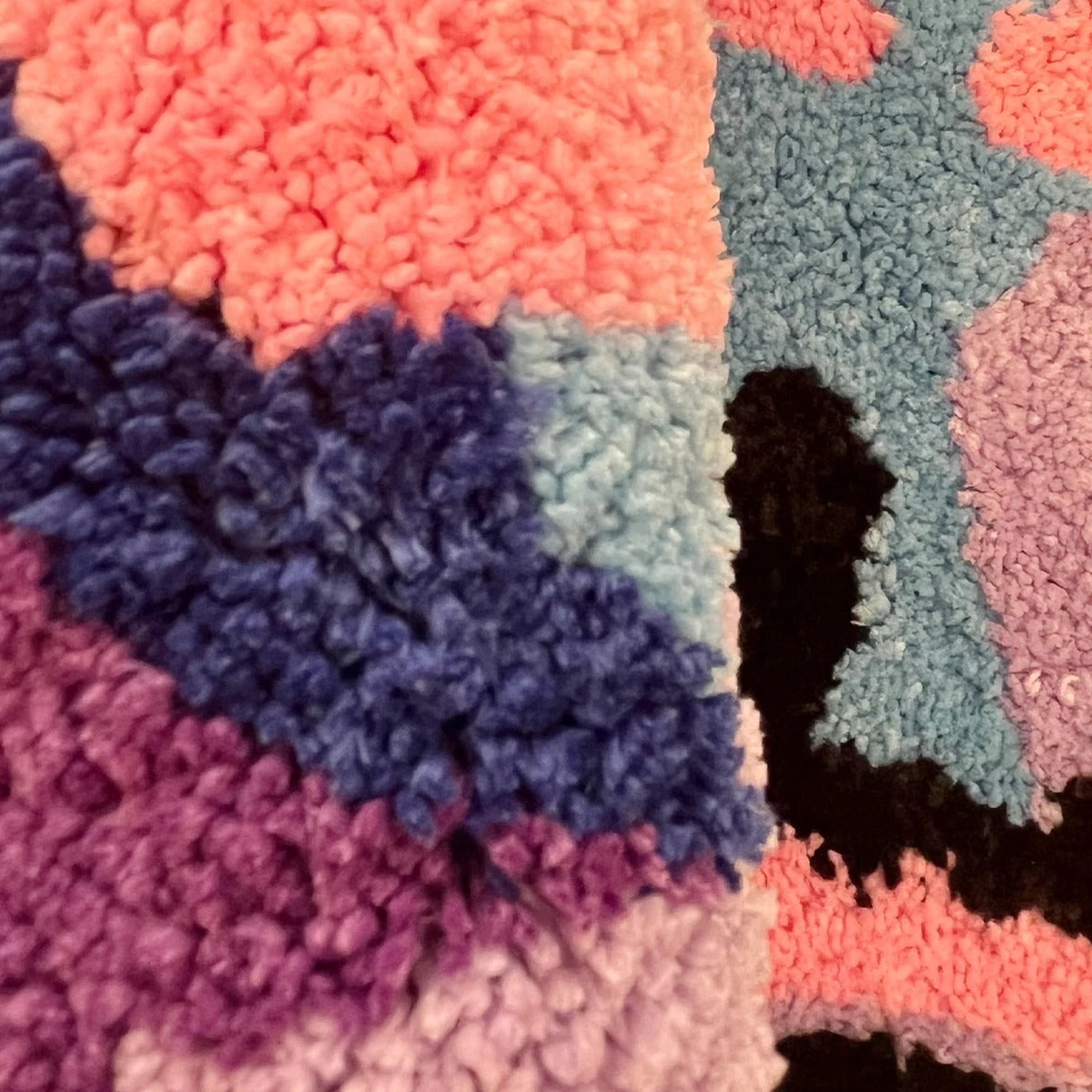 Heart Shaped Purple Love Eye Tufted Rug