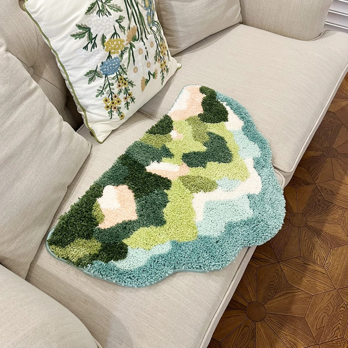 Outdoors Green Mountain Nature Lover Hiking Tufted Rug