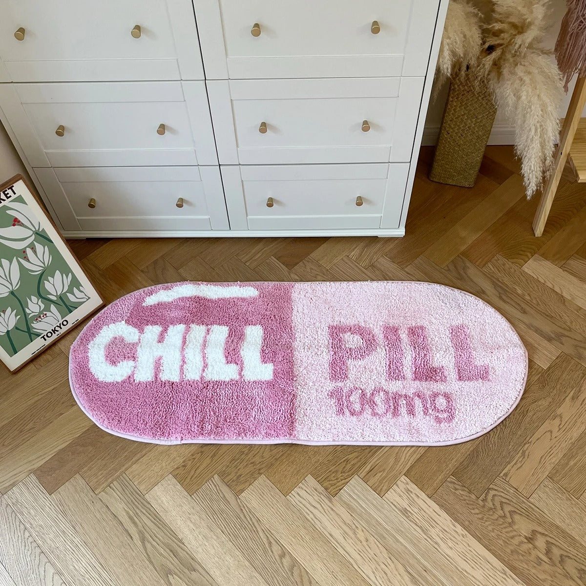 Pink Blue 'Chill Pill' 100mg Oval Tufted Rug