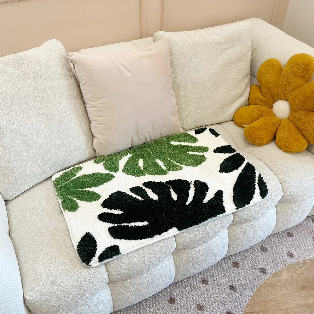 Plant Lover Green Glans Dorsal Leaf Tufted Rug