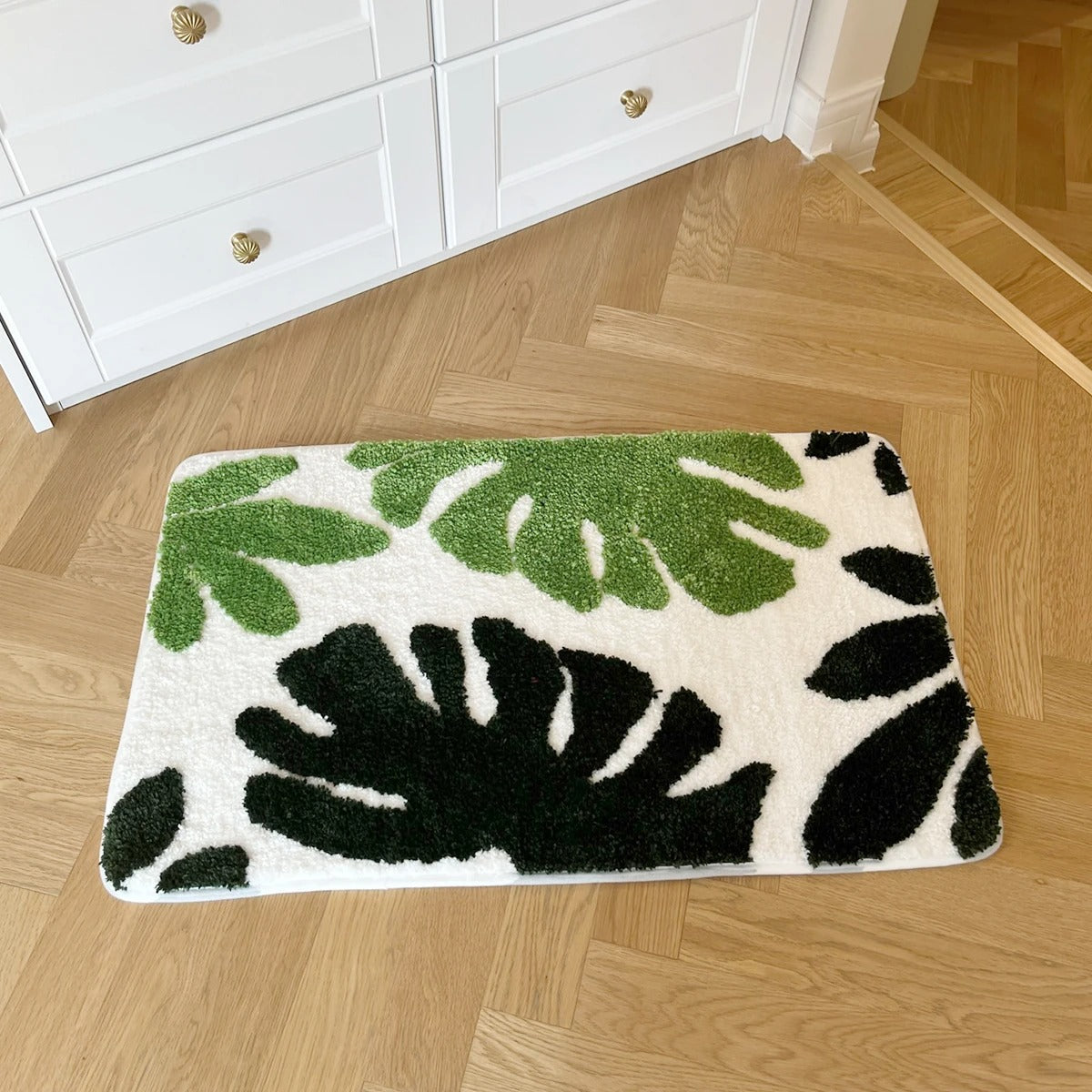 Plant Lover Green Glans Dorsal Leaf Tufted Rug