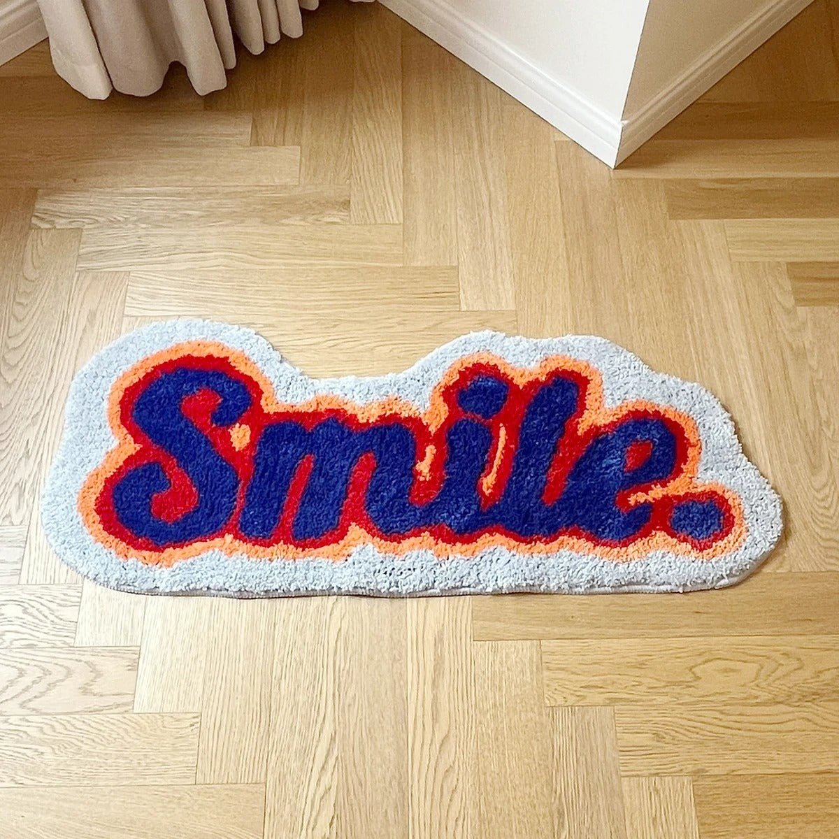 Positivity 'Smile' Text Tufted Rug