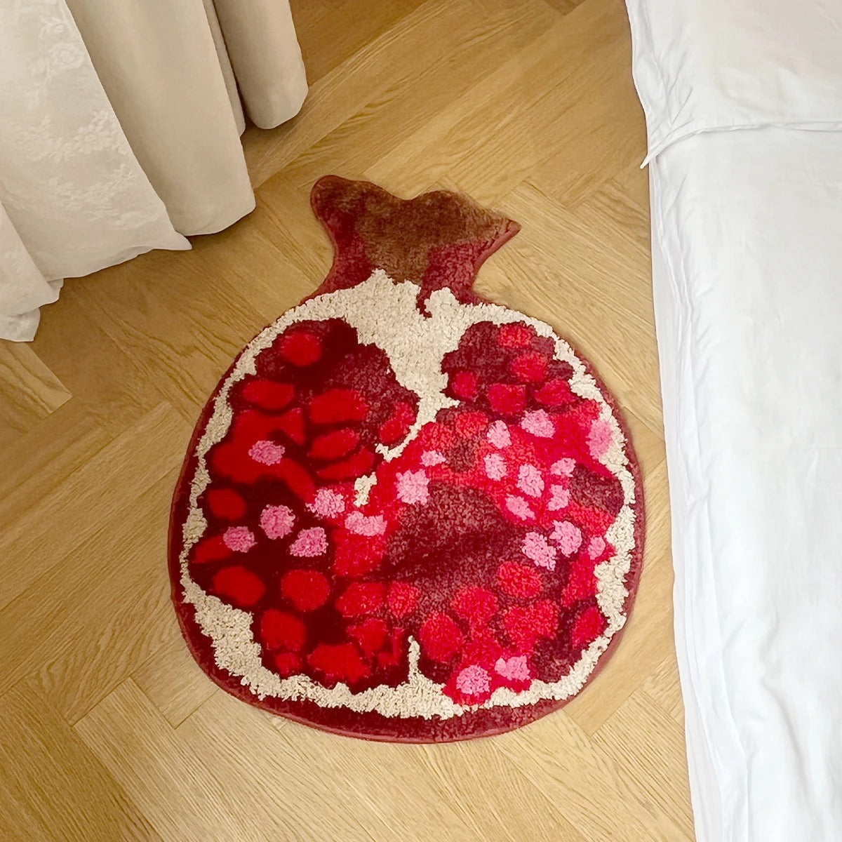 Red Sliced Pomegranate Fruit Tufted Rug