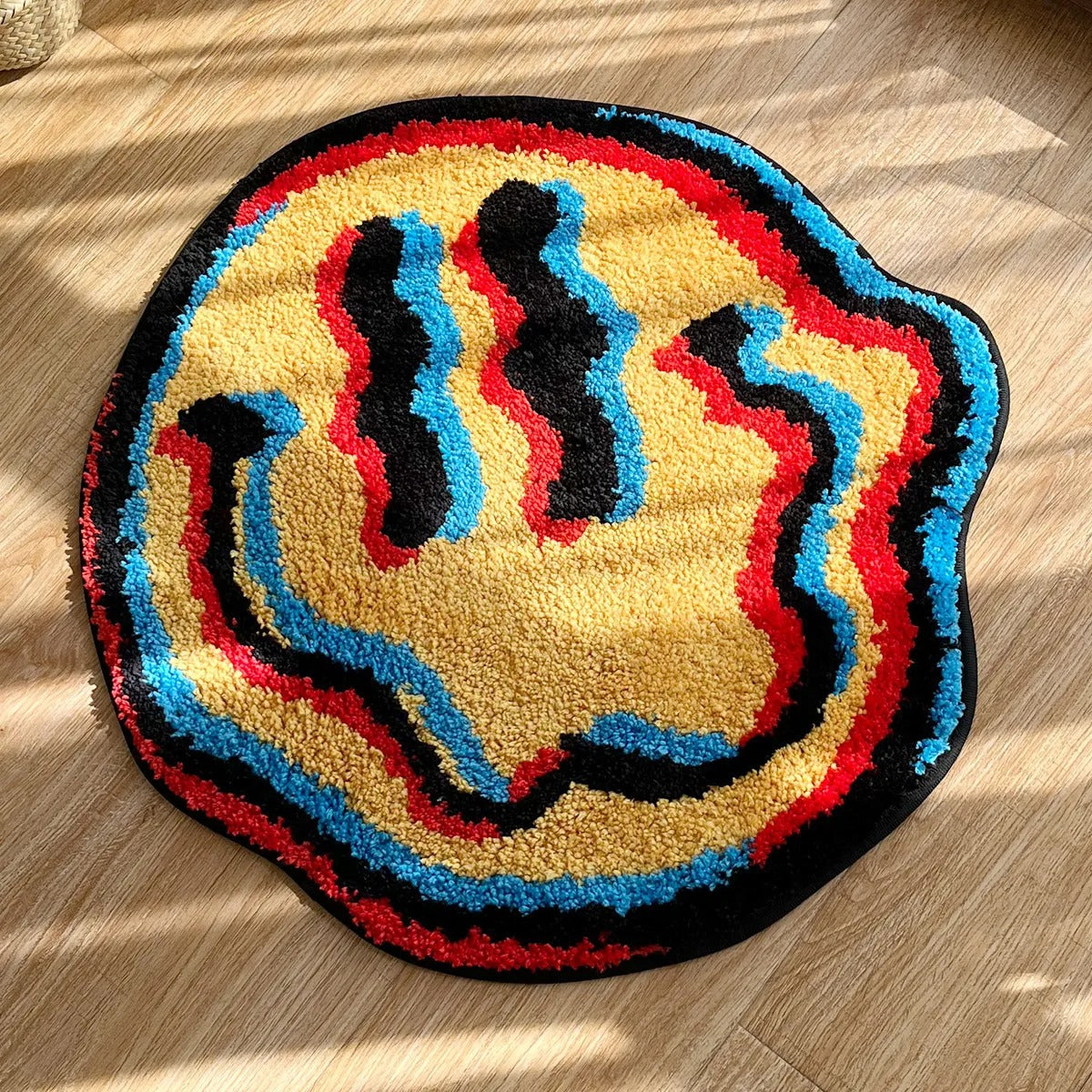 Trippy Smiling Face Tufted Rug
