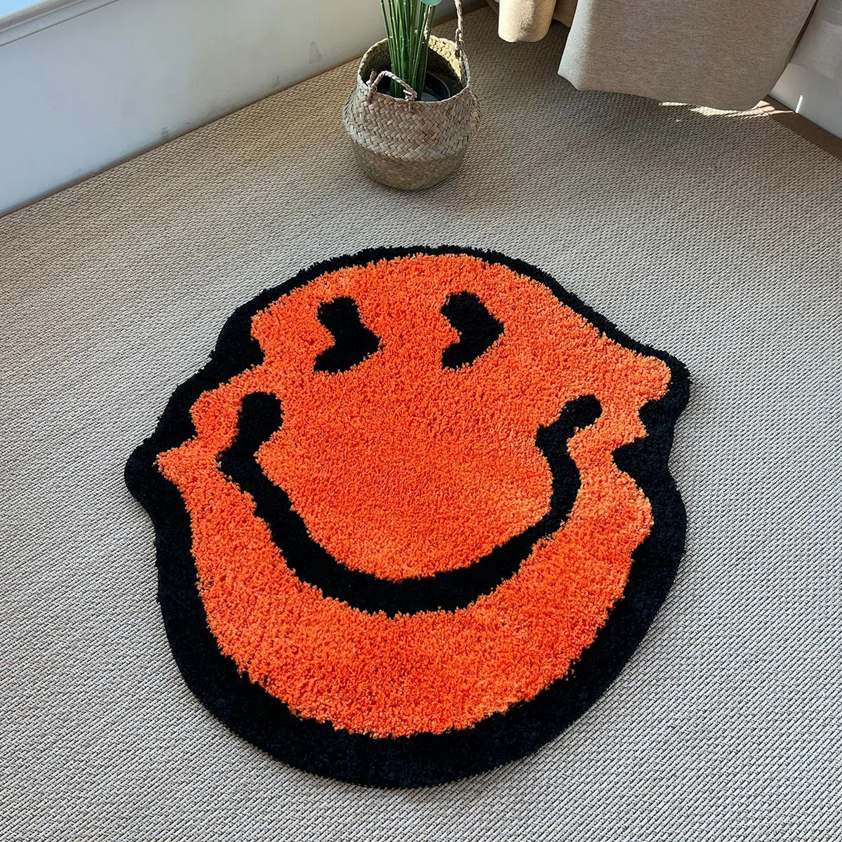 Twisted Trippy Smiling Face Tufted Rug