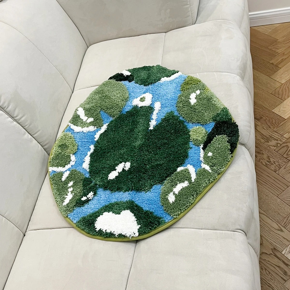 Lotus Leaf In Pond Tufted Rug